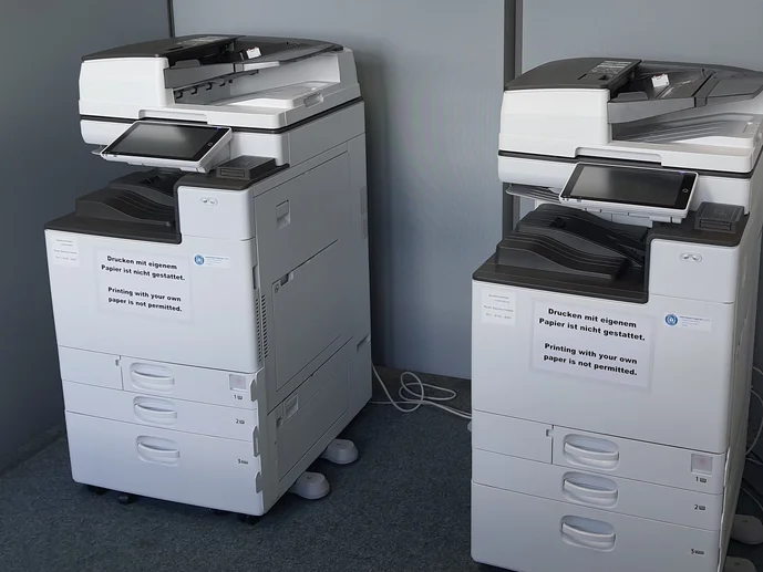 Multifunktionsdrucker in der Physikbibliothek